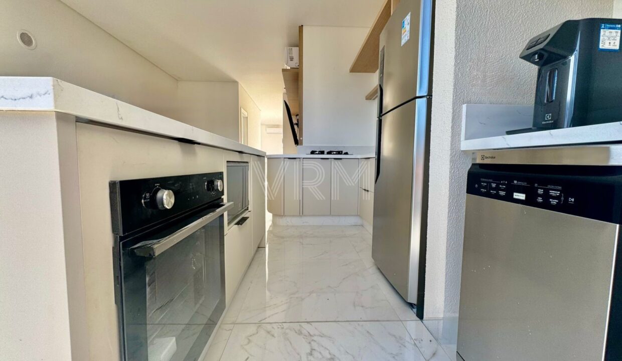 WhatsApp Image 2025-11-10 at 18.45.30 (1)