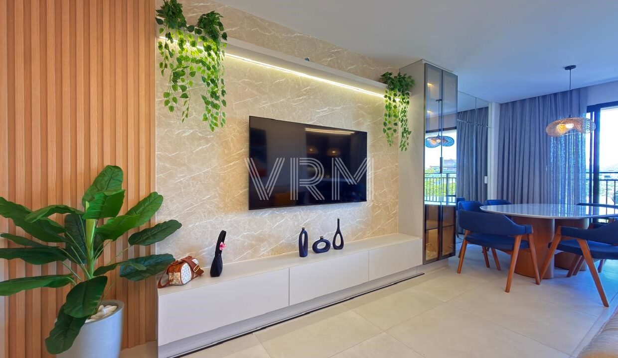 WhatsApp Image 2025-11-19 at 14.49.10 (2)